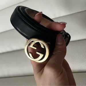 Gucci black leather belt interlocking logo
